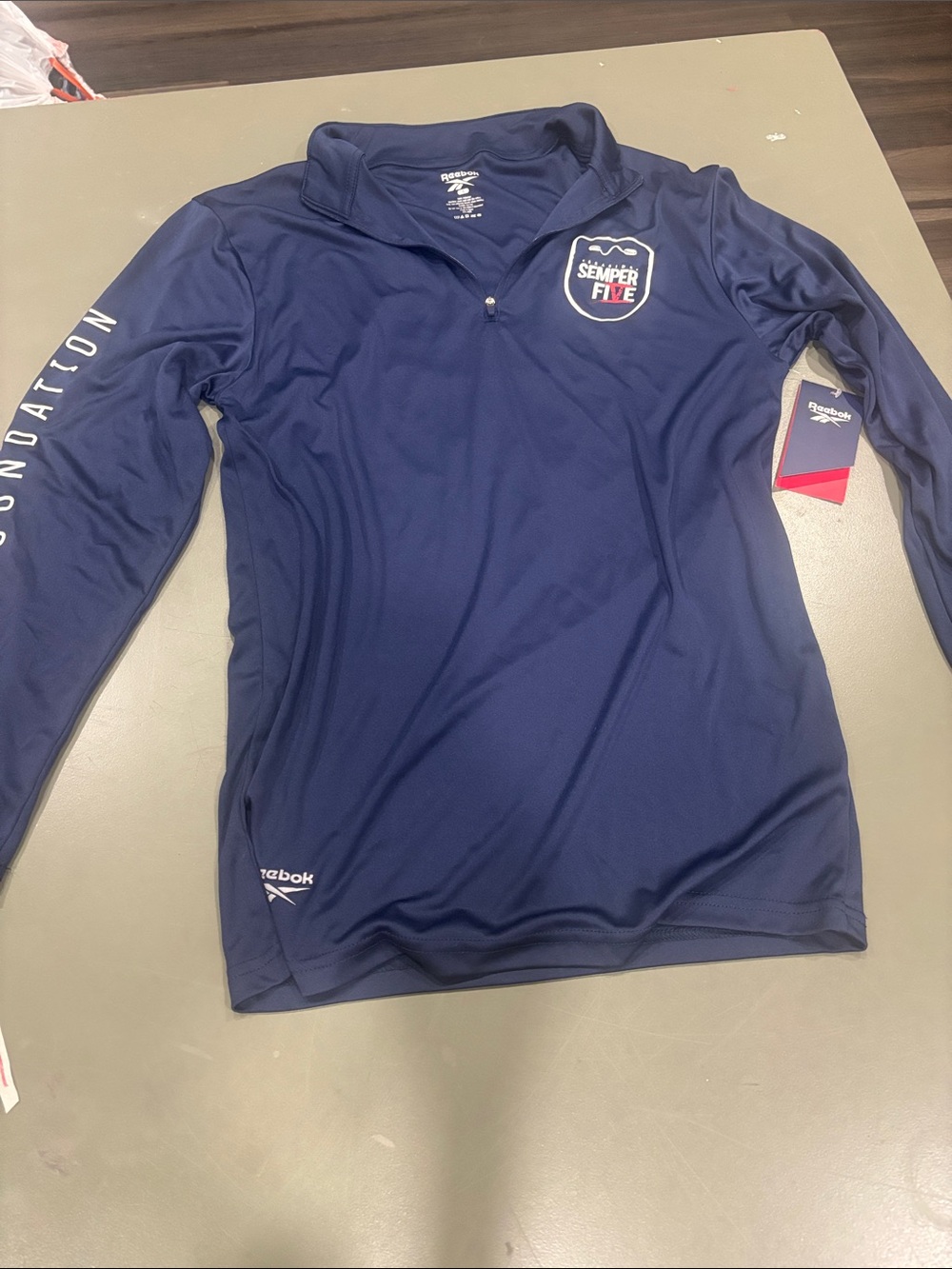 NWT…Reebok Navy Long-Sleeve Quarter-Zip Sw